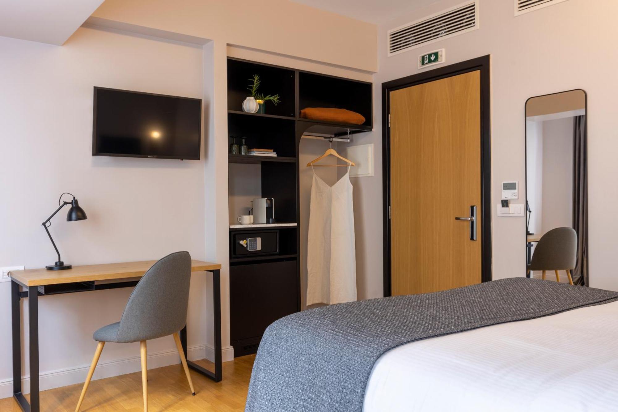 L'Avventura Athens Hotell Exteriör bild